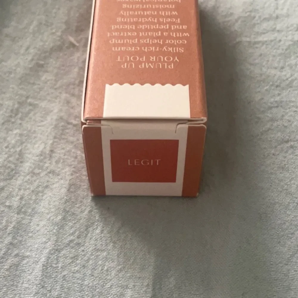 NEW Pout Clout Lipstick - Legit